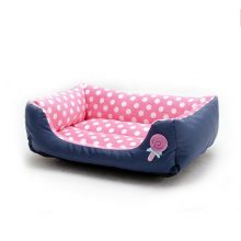 Sweet Polka Dot Soft Flannel Cat Bed